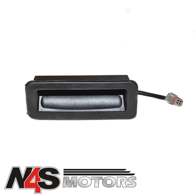 LR RANGE ROVER SPORT 2005 TO 2013 TAILGATE DOOR HANDE RELEASE SWITCH. YUZ500020