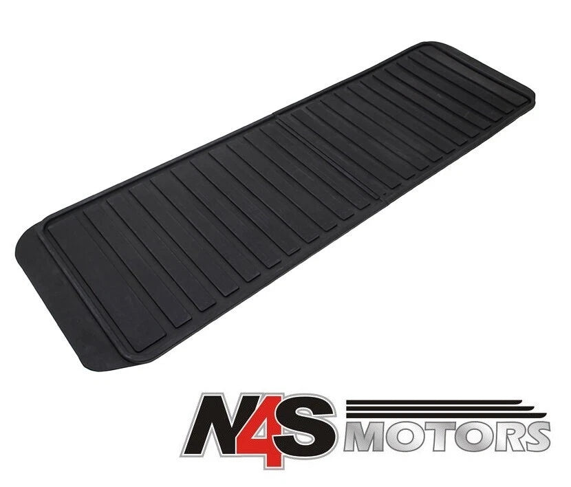 LR DEFENDER 110-1987-2006 2ND ROW/RHD/LHD/SINGLE RUBBER COUNTER MAT UMB100101