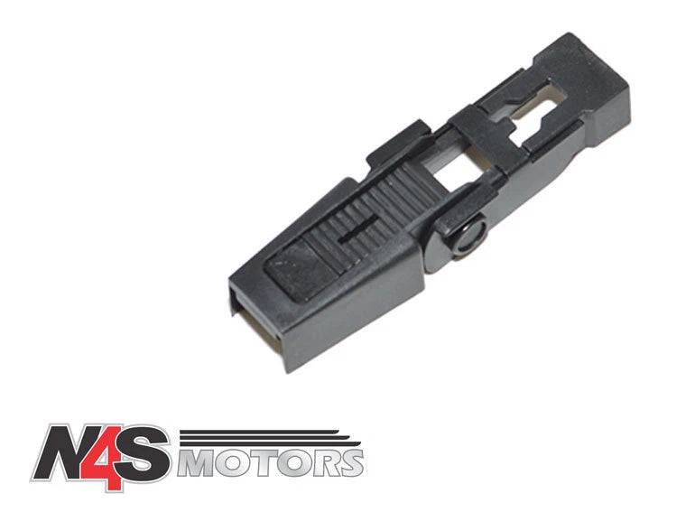 LAND ROVER DISCOVERY 2 FR/RE WINDSCREEN WIPER BLADE TO ARM CLIP. PART- DKW100020
