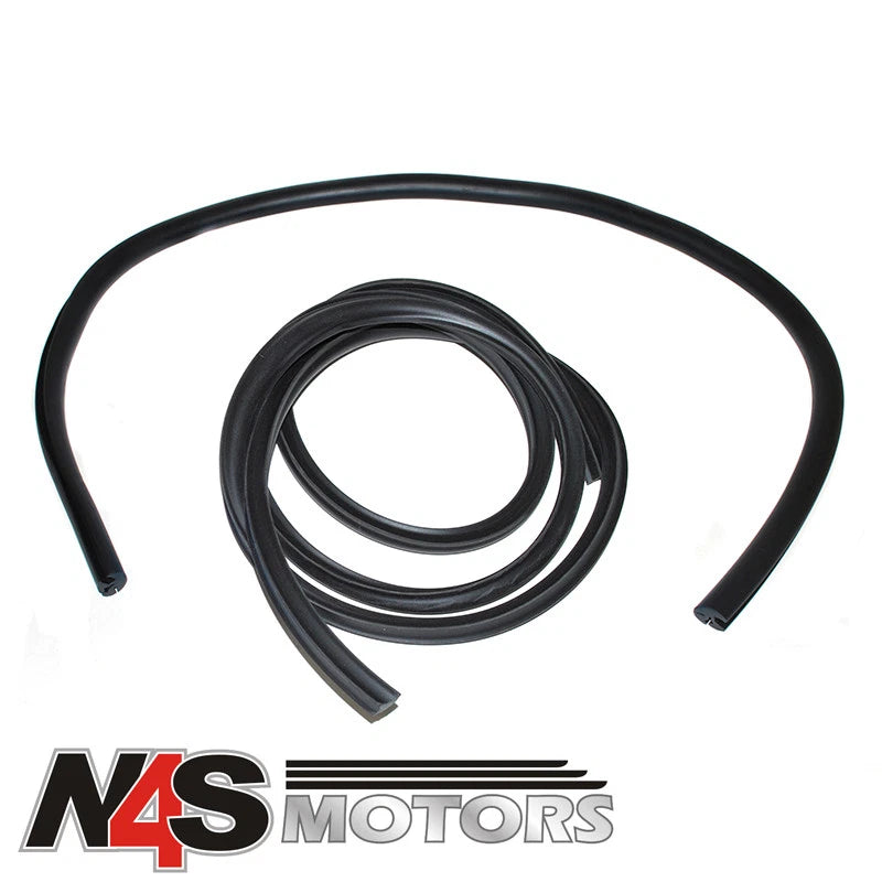 LR DEFENDER REAR CAB CORNER WINDOW SEAL WITH FILLER STRIP. LR012213, CHB500040