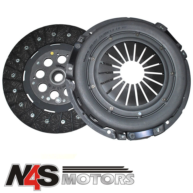LAND ROVER DEFENDER TD5 CLUTCH KIT FROM VALEO LESS BEARING. PART DA5550G