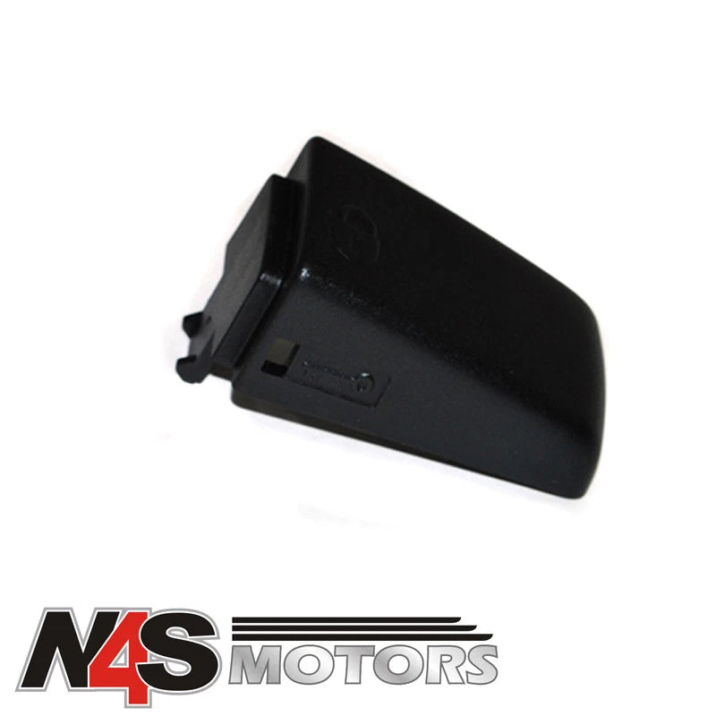 LAND ROVER DISCOVERY 4 FRONT LHS DOOR HANDLE BLACK CAP. PART LR032995