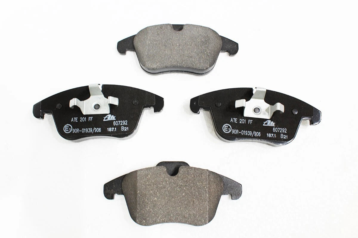 BRAKE PAD SET-FRONT (326MM) JAGUER X150;X250;X350 PART C2C42014-A
