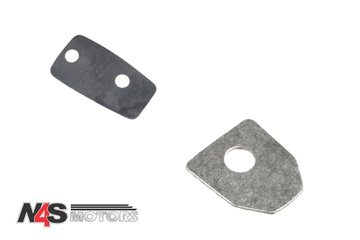 LR DEFENDER 90/110/130 BULKHEAD TO WINDSCREEN BRACKET GASKET. LR055347, MXC9983