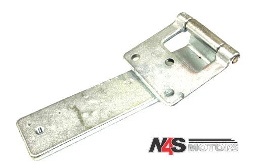 LAND ROVER DISCOVERY 2 1989-2004  REAR END DOOR HINGE ASSEMBLY LOWER. BHB700051