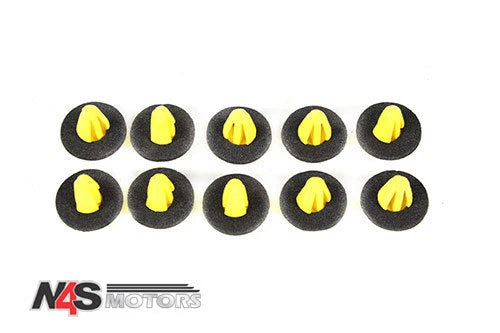 LAND ROVER DISCOVERY 3 & 4 RETAINING CLIP. 10 x PART- DZM000070