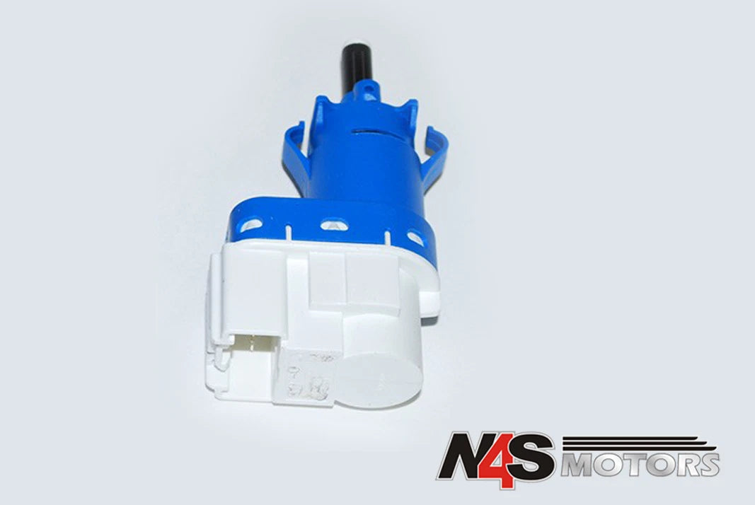 LAND ROVER DISCOVERY 4 2010> SENSOR SWITCH FOR BRAKE LIGHT. PART- XKB500110